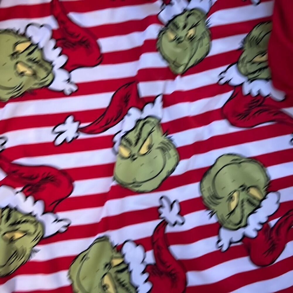 Grinch Christmas PJs Set (M) - Picture 3 of 3